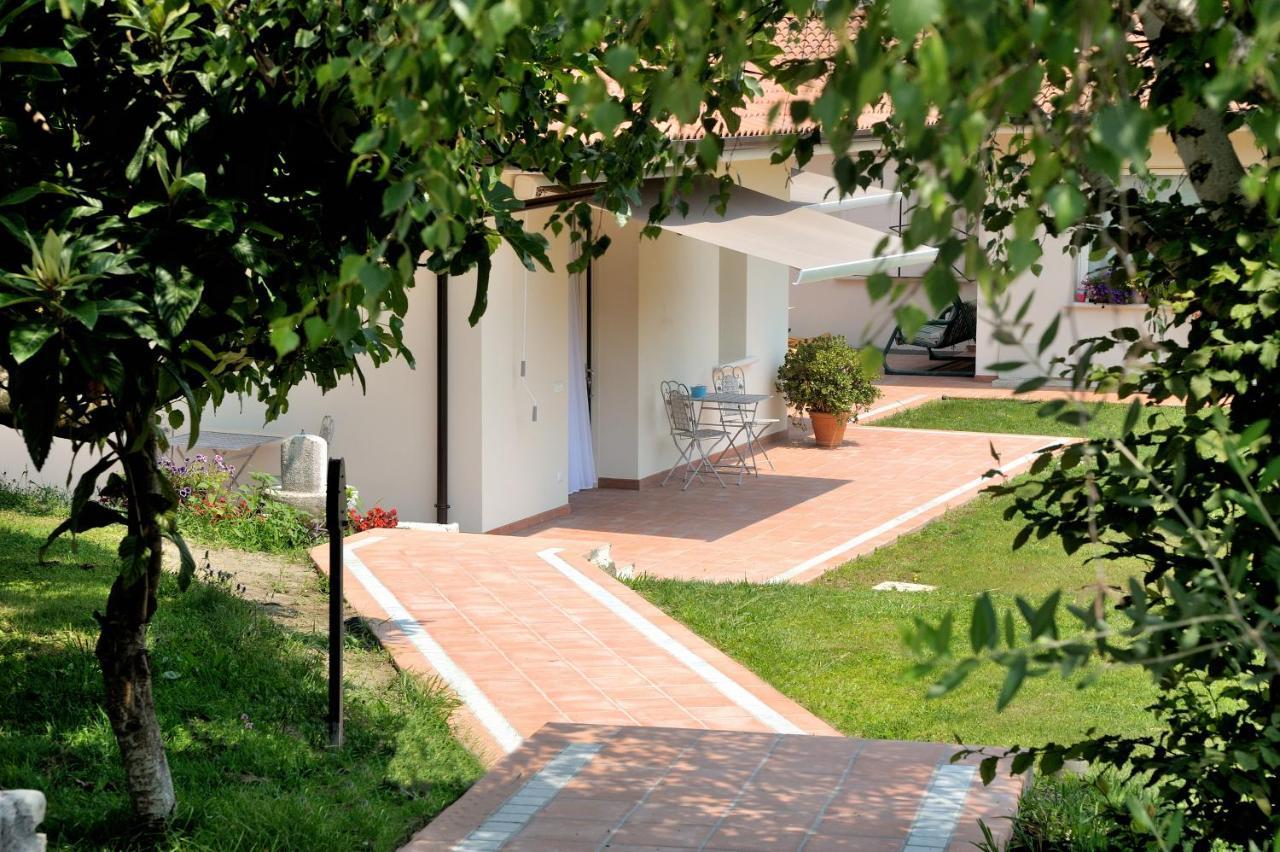 Villa Josephine Сан Феличе дел Бенако Екстериор снимка