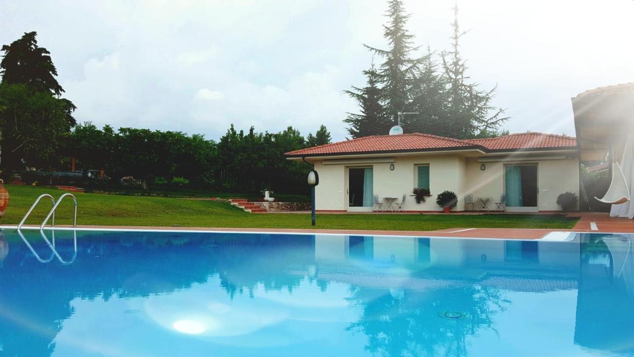 Villa Josephine Сан Феличе дел Бенако Екстериор снимка